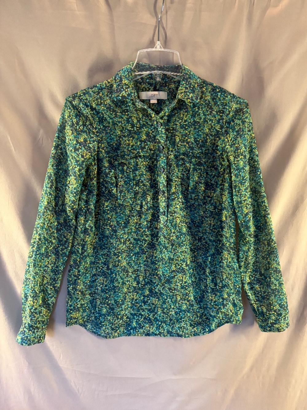 LOFT Button Down Shirt Styled Blouse Pointed Collar, Multicolor Floral Size XXS